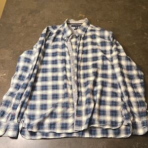 Tommy Hilfiger Men's Blue and White Checkered Shirt